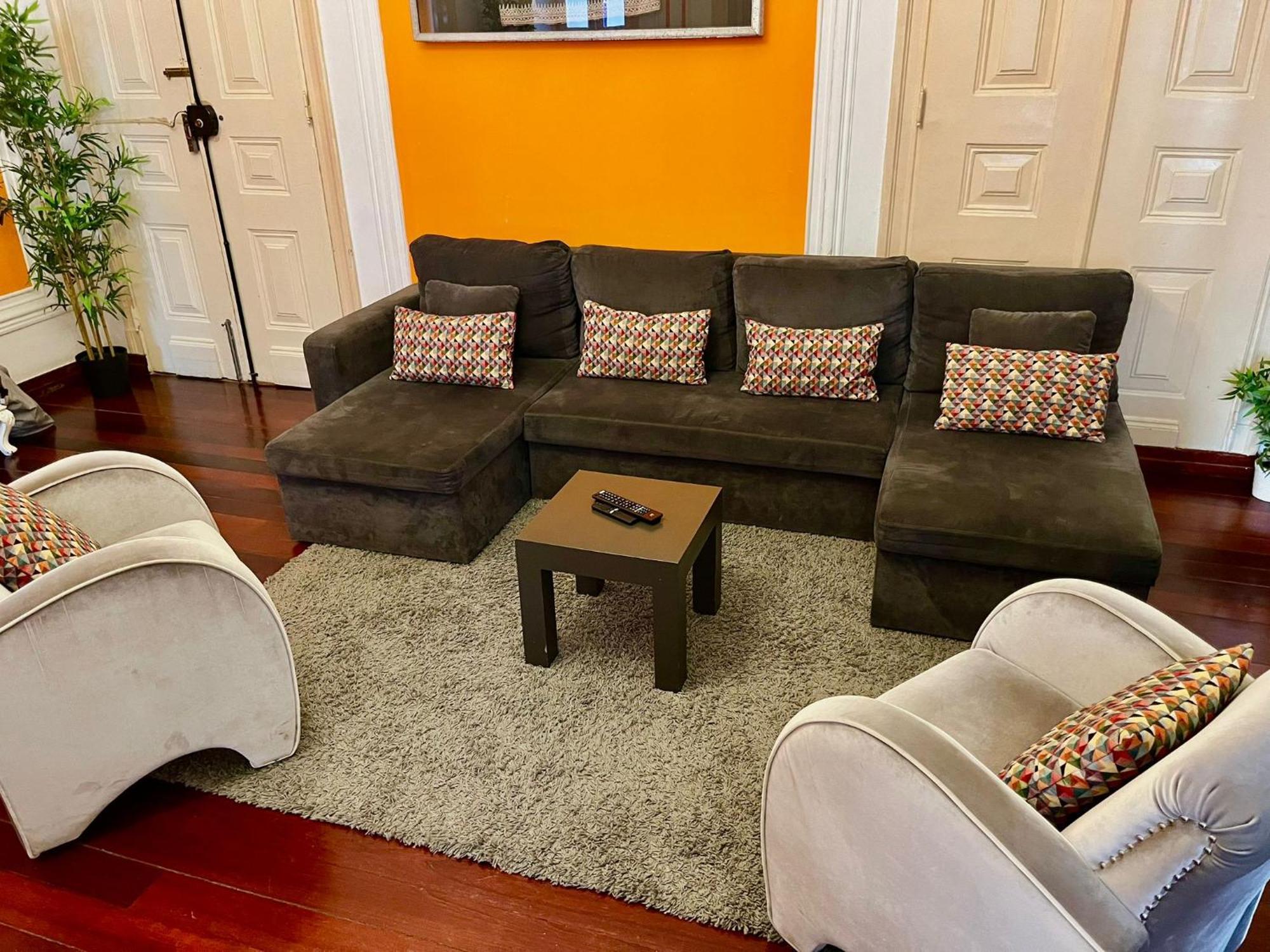 3 Bedroom, 2 Bathroom - Palma * Lisboa
