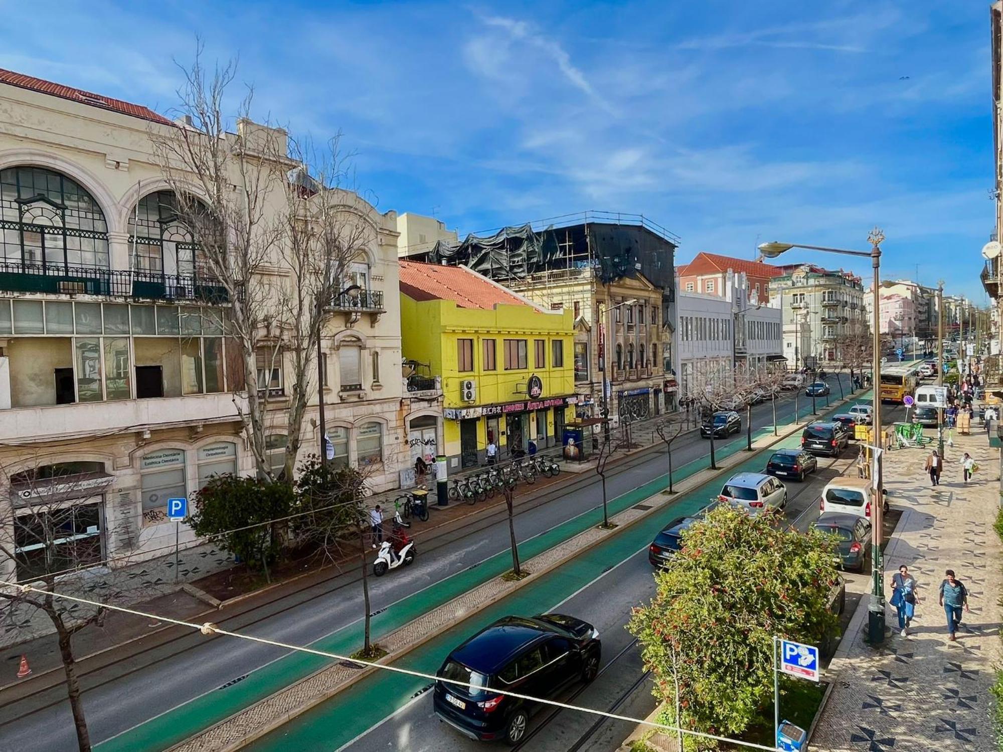 3 Bedroom, 2 Bathroom - Palma Lisboa